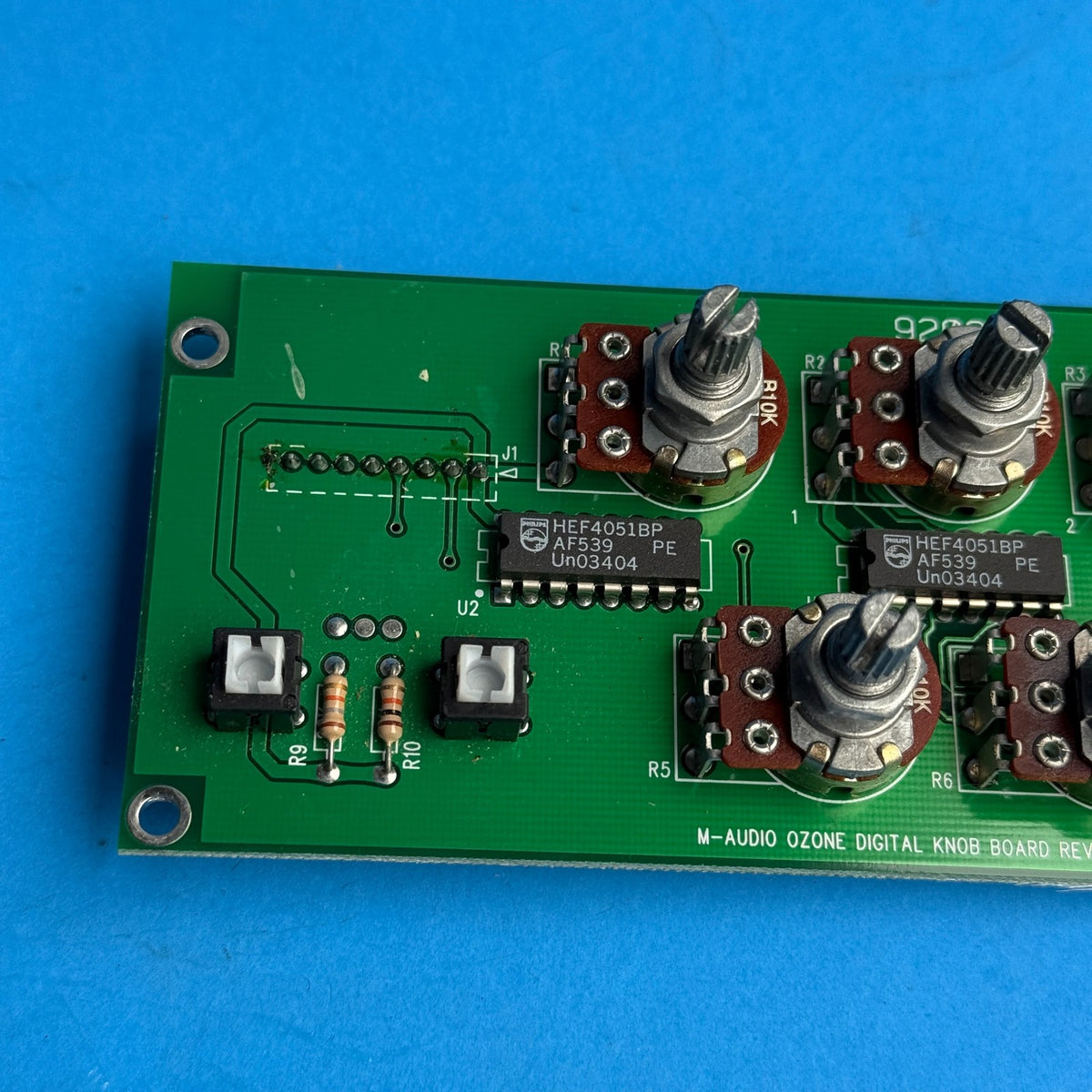 M-AUDIO OZONE MIDI Controller Keyboard Part: Digital Knob Circuit Board [9203A]