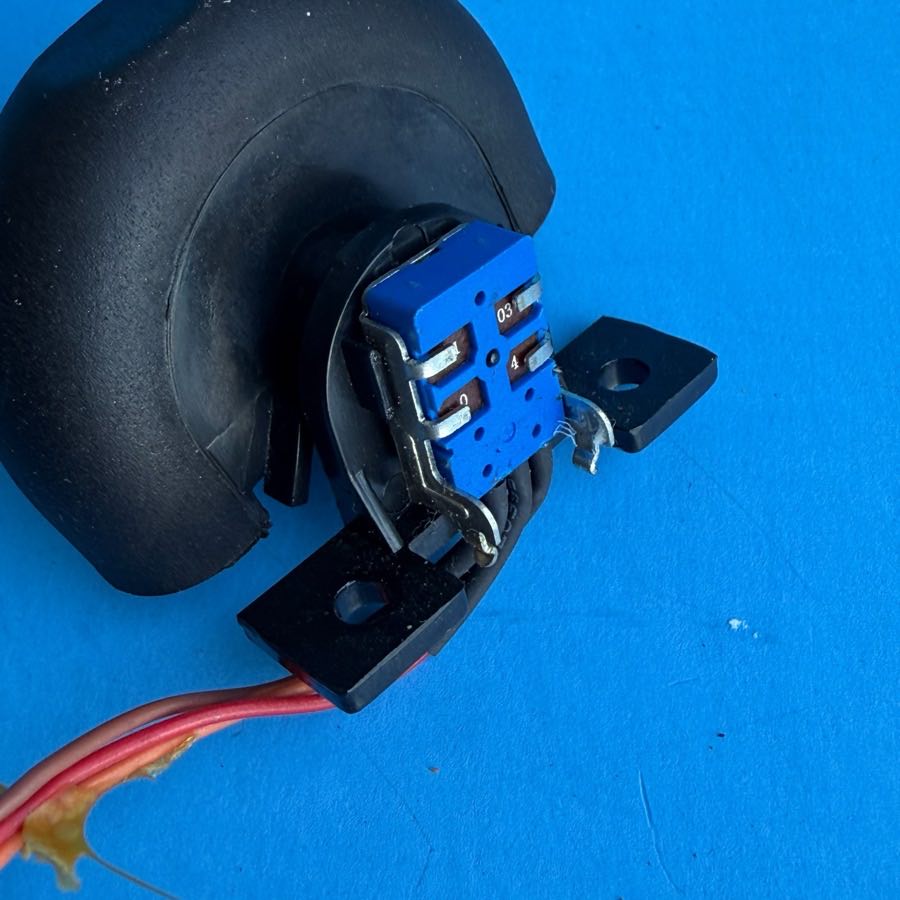M-AUDIO Axiom 25 49 MIDI Keyboard Replacement Part: Mod Wheel Assembly