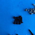 M-AUDIO Axiom 25 MIDI Keyboard Part: Random Body and Circuit Board Screws