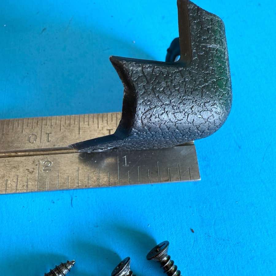 DEAN MARKLEY K-20BX Guitar Amplifier Part: Protective Corners w/Screws [4PCS]