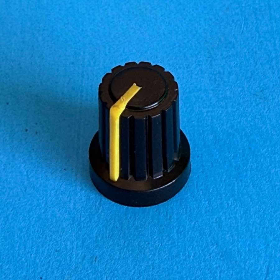 DEAN MARKLEY K-20BX Bass Guitar Amplifier Part: Black Volume Knob Cover Cap