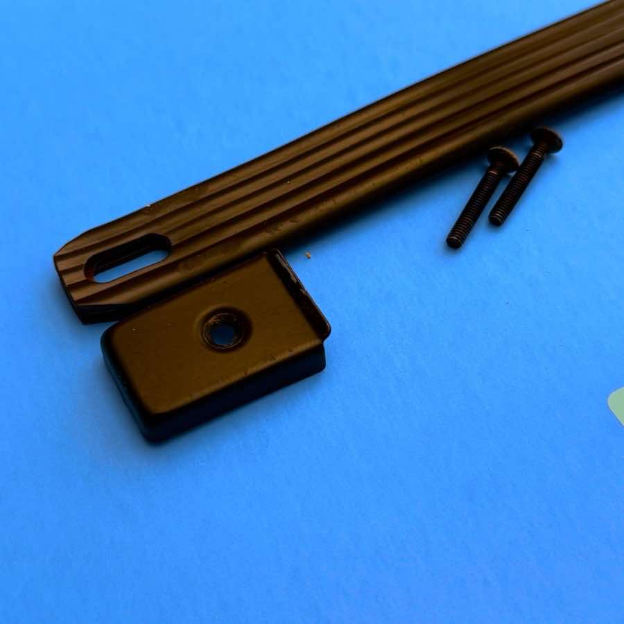 Ibanez IBZ10B Bass Guitar Amplifier Part: Cabinet Carrying Handle w/Screws