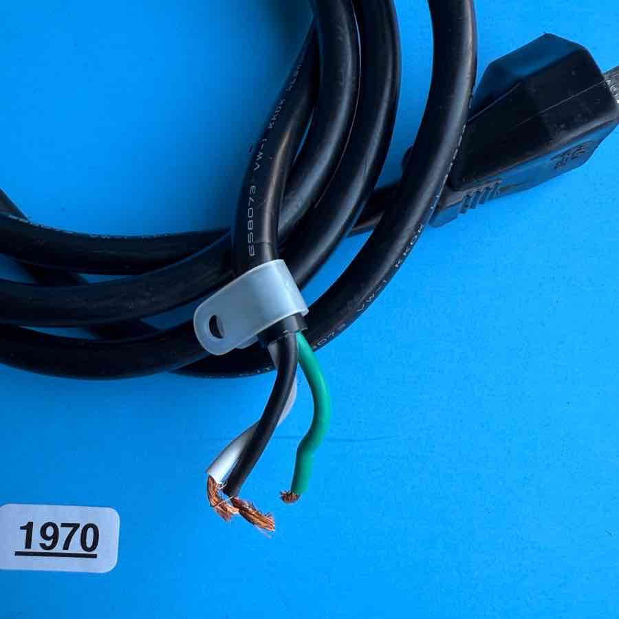 SQUIER CHAMP 15 Guitar Amplifier Part: Power Cord Cable Plug Wire