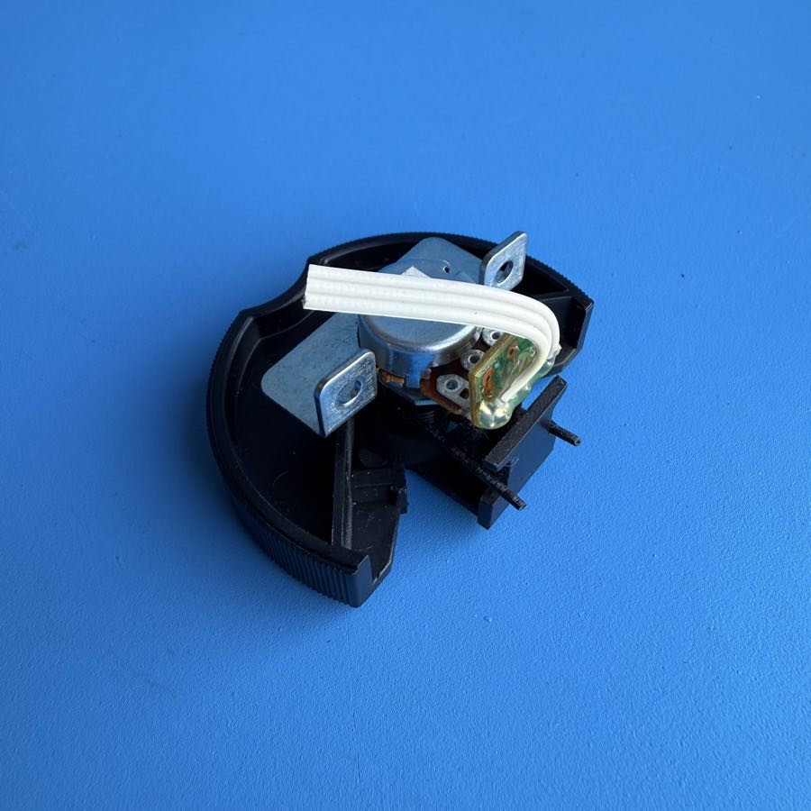 M-AUDIO OXYGEN 25 49 61 MKIII MIDI Keyboard Part: Pitch Bend Wheel Assembly