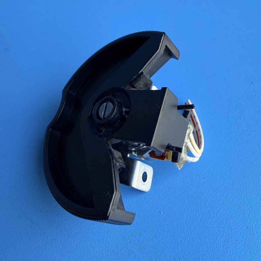 M-AUDIO OXYGEN 25 49 61 MKIII MIDI Keyboard Part: Pitch Bend Wheel Assembly