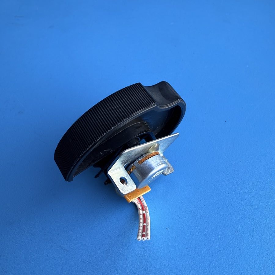 M-AUDIO OXYGEN 25 49 61 MKIII MIDI Keyboard Part: Pitch Bend Wheel Assembly