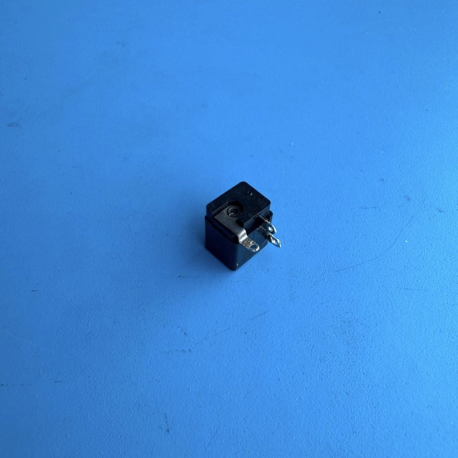 CASIO MT-35 Vintage Keyboard Replacement Part: Adapter Power Input Socket