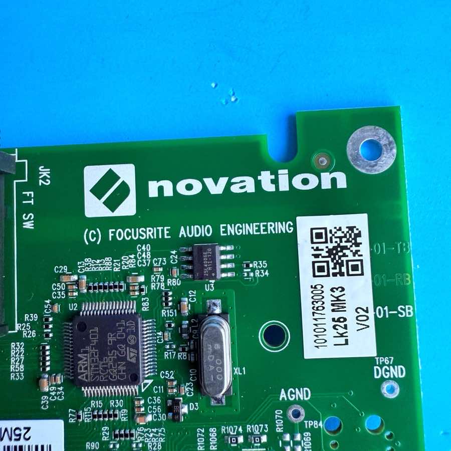 NOVATION LAUNCHKEY 25 MK3 Midi Keyboard Part USB Sustain Input PCB Circuit Board