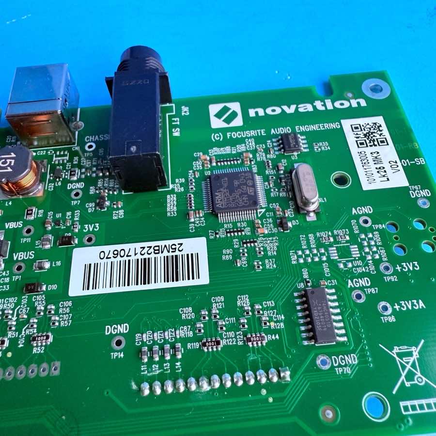 NOVATION LAUNCHKEY 25 MK3 Midi Keyboard Part USB Sustain Input PCB Circuit Board