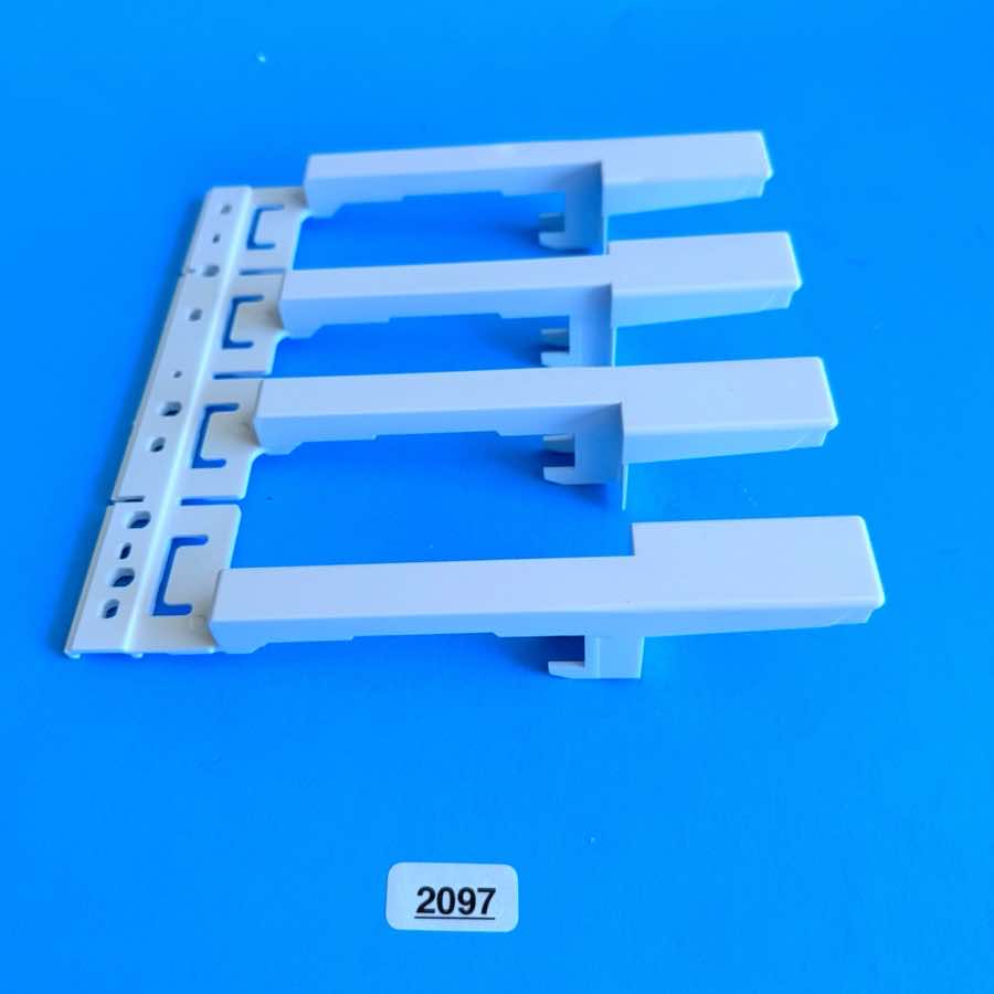 NOVATION LAUNCHKEY 25 MK3 Midi Keyboard Part: 4-Key Set White Keys [C-E-G-B]