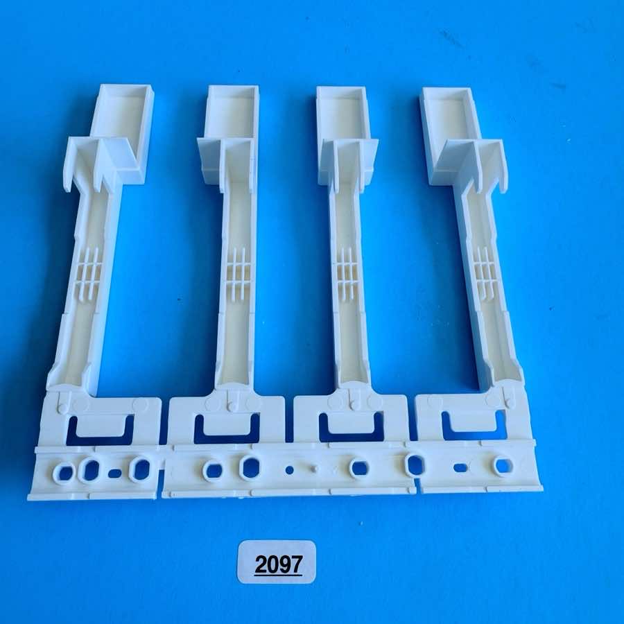 NOVATION LAUNCHKEY 25 MK3 Midi Keyboard Part: 4-Key Set White Keys [C-E-G-B]
