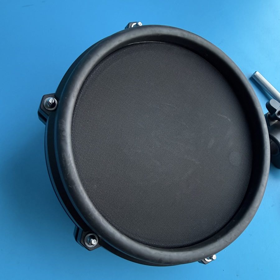 ALESIS NITRO DM7X Drum Part: 8 Inch Tom Single-Zone Mesh Pad w/L-Rod Clamp [V6]