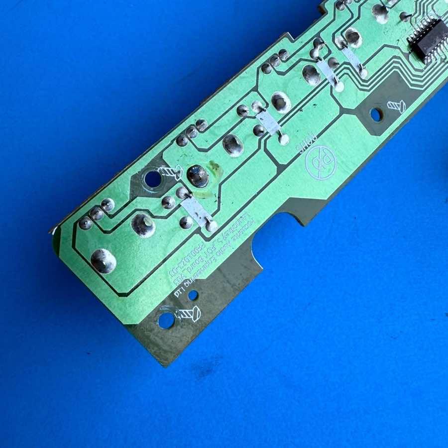 NOVATION LAUNCHKEY 25 MK2 Midi Keyboard Part: Volume Pot PCB Circuit Board