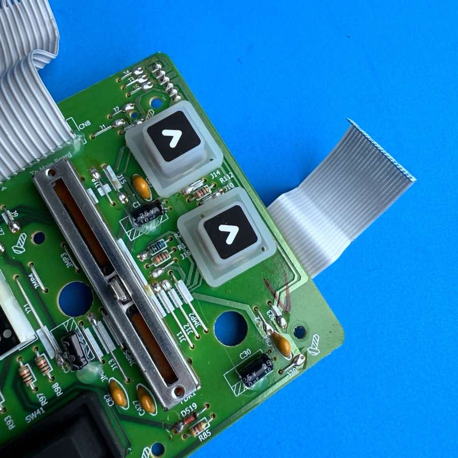 NOVATION LAUNCHKEY 25 MK2 Part: Slider Fader Track Display PCB Circuit Board