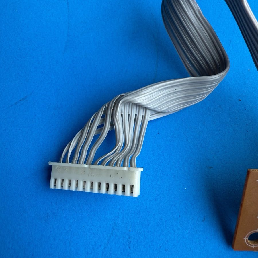 M-AUDIO O2 MIDI Controller Keyboard Part: Display Screen PCB Circuit Board
