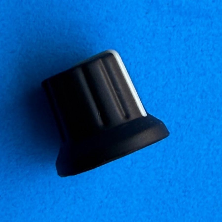M-AUDIO O2 MIDI Controller Keyboard Part: Knob Cover Cap
