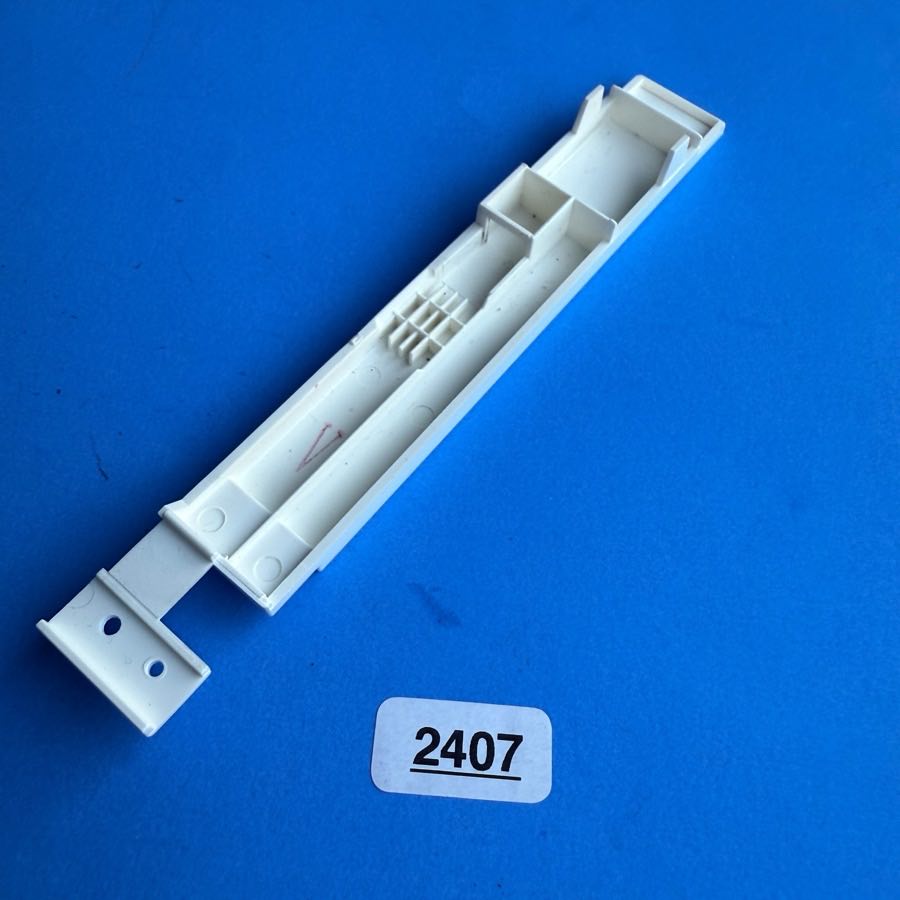 M-AUDIO O2 MIDI Controller Keyboard Part: White Key High C [Far Right Octave]