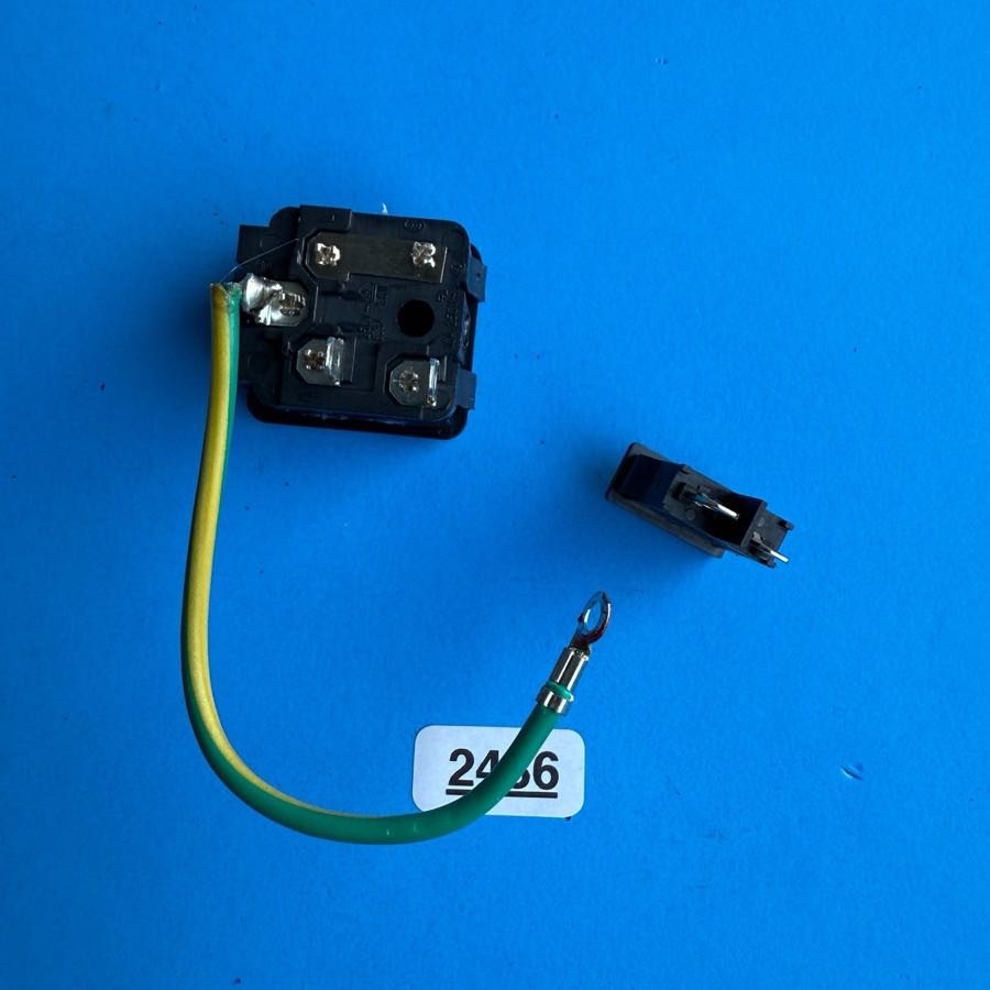 Line 6 Spider IV 15 Guitar Amplifier Part: Power Input Socket & ON/OFF Button