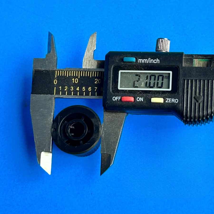 NI KOMPLETE S25 MK1 MIDI Keyboard Part: Volume Knob Control Cap Cover