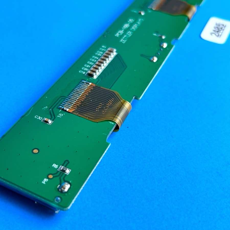 NI KOMPLETE S25 MK1 MIDI Keyboard Part Controller Display Screen Board PCBA06-DA