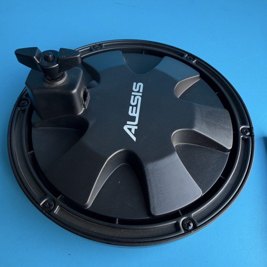 ALESIS NITRO DM7X Drum Part: 8-Inch Tom Single-Zone Pad w/L-Rod Clamp [V2]