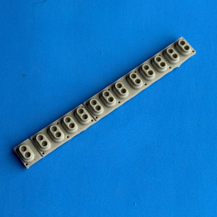 AKAI MPK Mini MK2 Midi Keyboard Part: 13-Key Conductive Pad Rubber Contact Strip