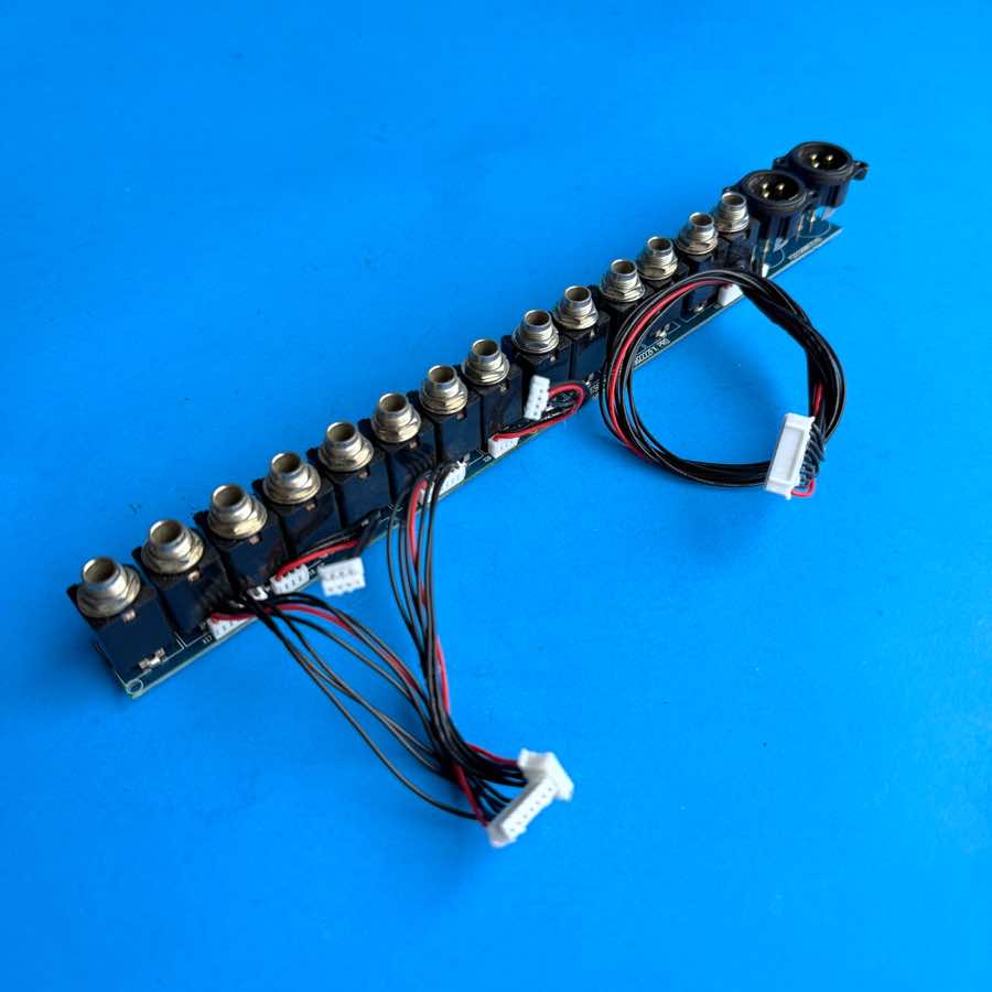 BEHRINGER Eurorack UB2222FX-PRO Part: Main Outputs XLR Channel Inserts Board