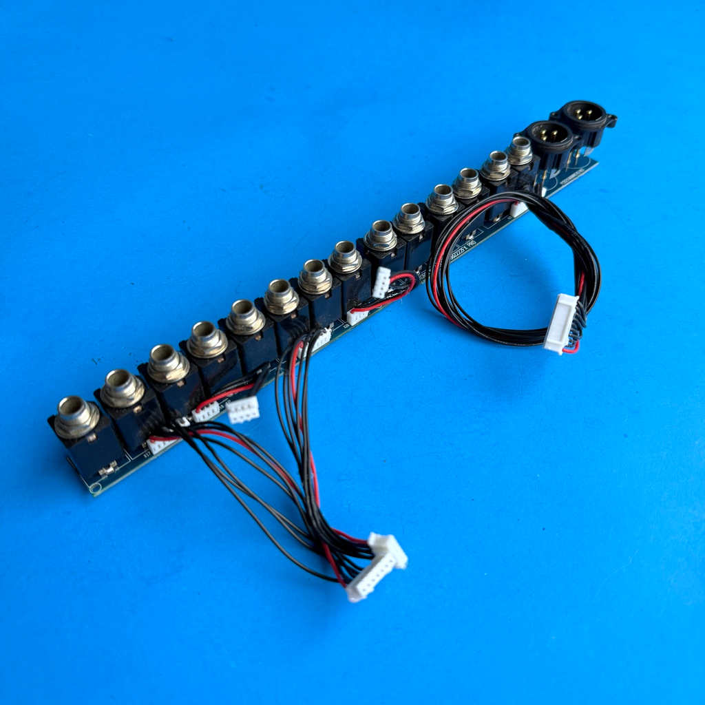 BEHRINGER Eurorack UB2222FX-PRO Part: Main Outputs XLR Channel Inserts Board