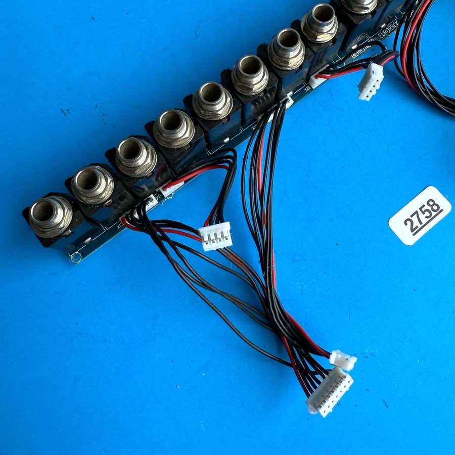 BEHRINGER Eurorack UB2222FX-PRO Part: Main Outputs XLR Channel Inserts Board