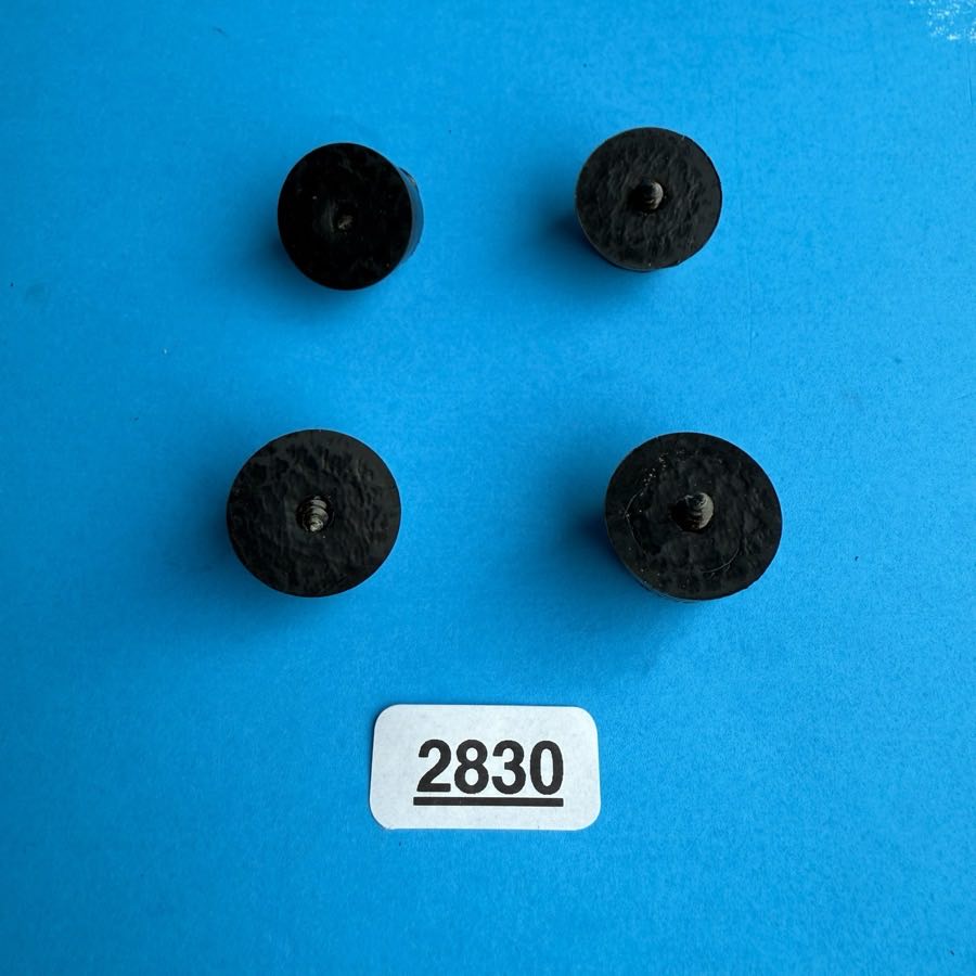 Fender G-DEC Junior Guitar Amplifier Part: Rubber Foot w/Screw [4PCS]