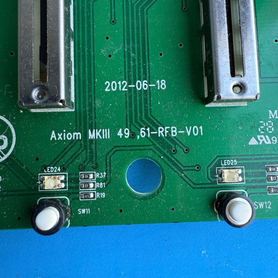 M-AUDIO AXIOM AIR 49 Keyboard MIDI Controller Part: Fader Slider PCB Board