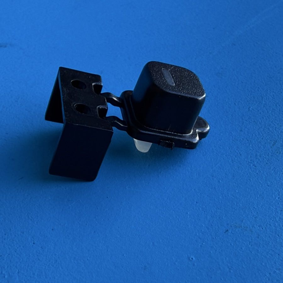 M-AUDIO AXIOM AIR 49 MIDI Controller Keyboard Part: Push Button Cap Small [2PCS]
