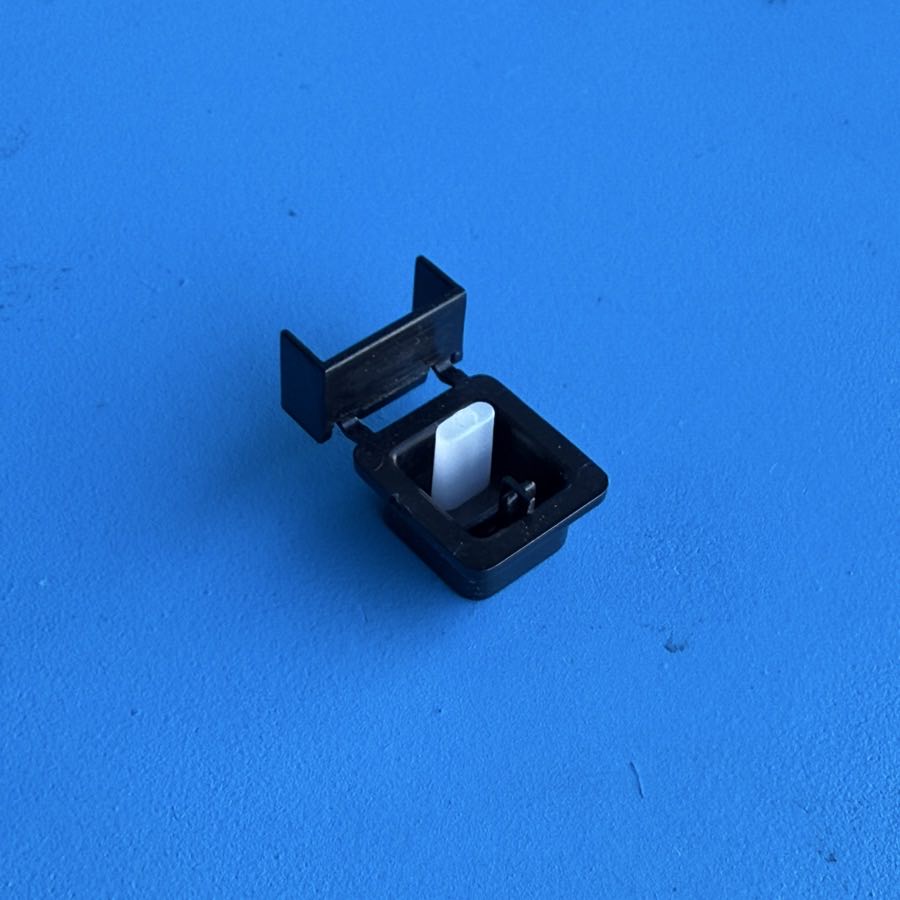 M-AUDIO AXIOM AIR 49 MIDI Keyboard Part: Push Button Cap Medium [2PCS]