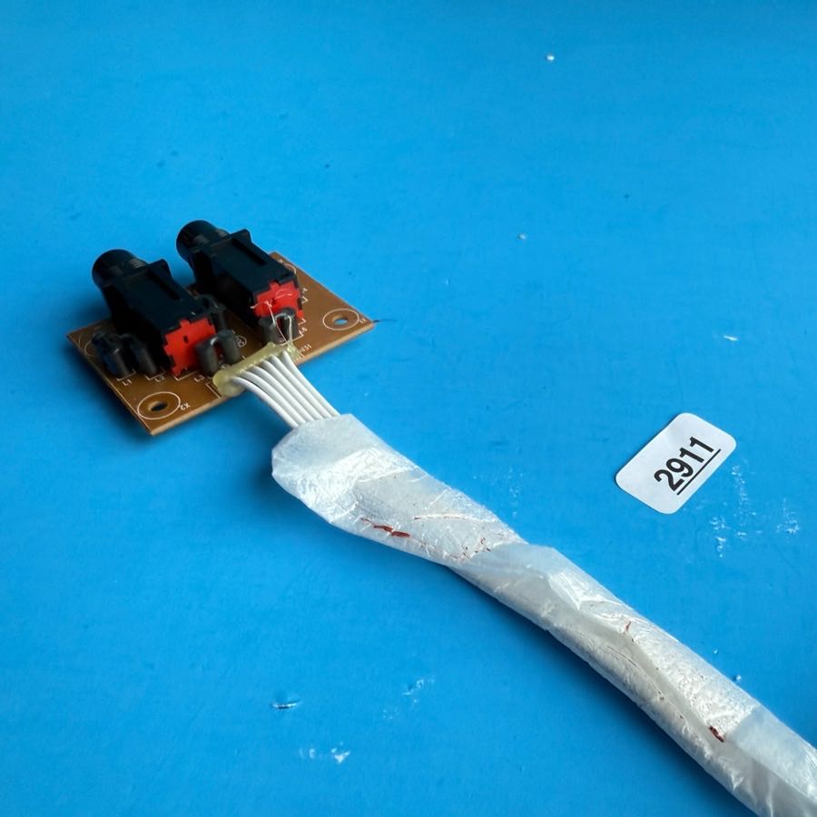M-AUDIO KeyStudio 49i MIDI Controller Keyboard Part: Headphone Jack Socket PCB