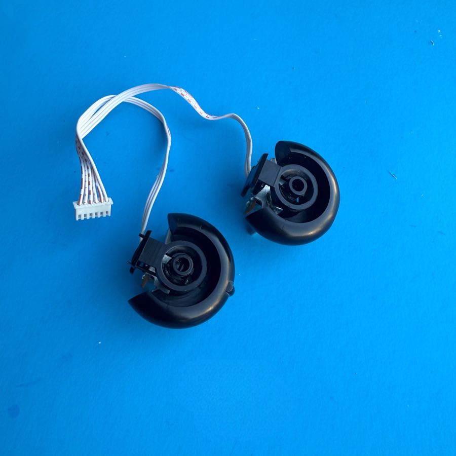 M-AUDIO KeyStudio 49i MIDI Keyboard Part: Pitch Bend/Mod Wheel Assembly