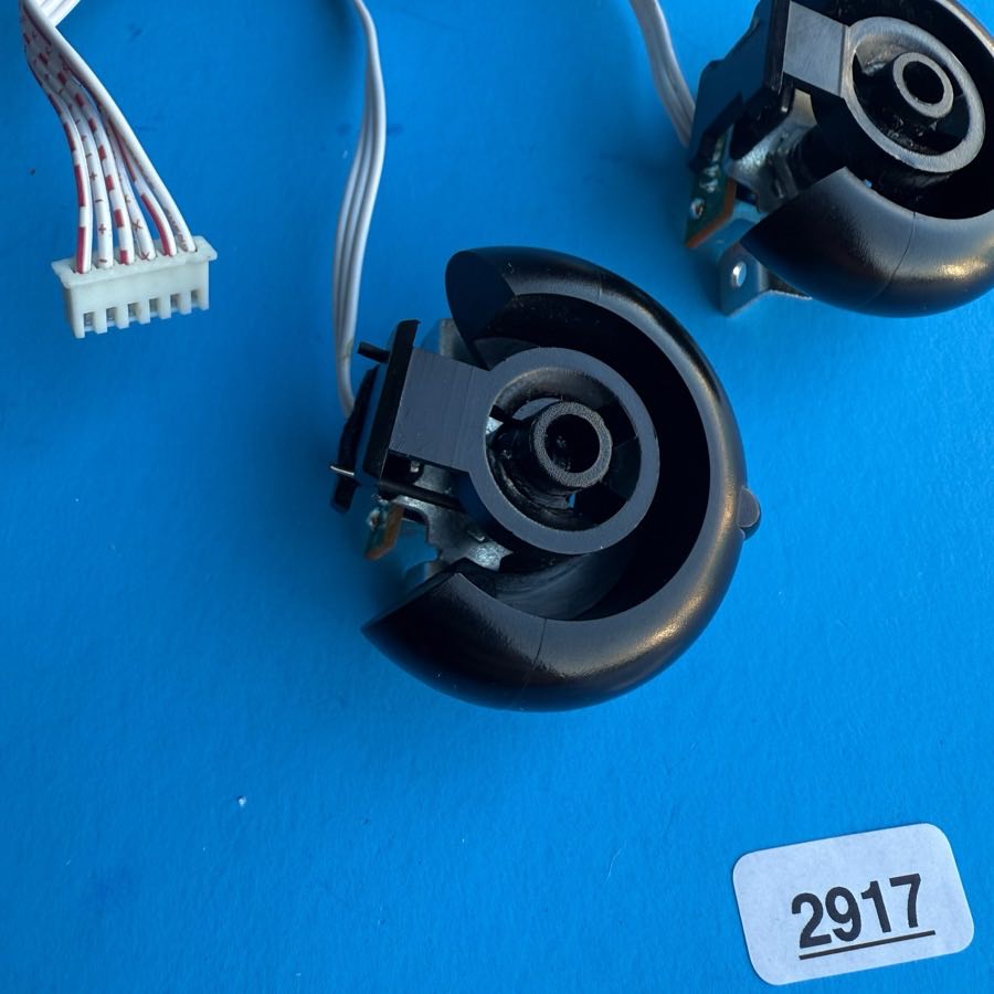 M-AUDIO KeyStudio 49i MIDI Keyboard Part: Pitch Bend/Mod Wheel Assembly