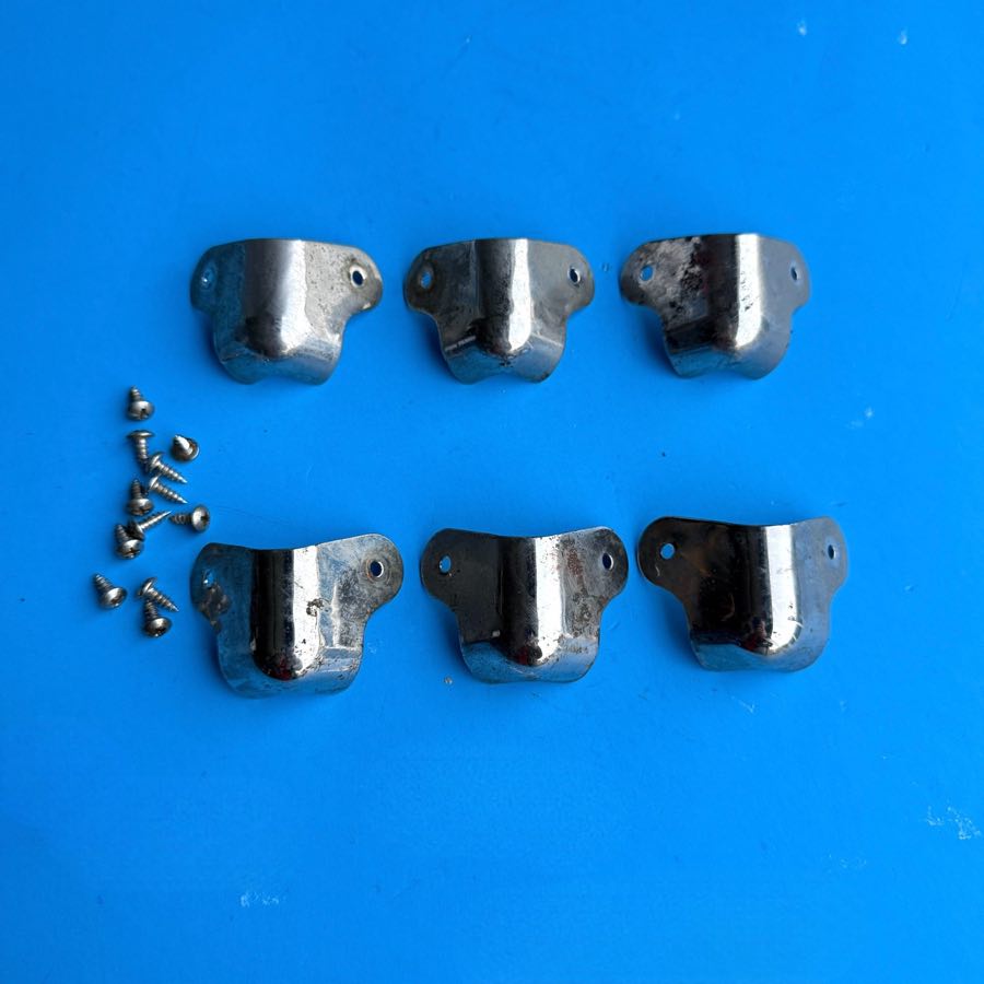 FENDER Frontman 15G (PR495) Guitar Amp Part: Cabinet Corner w/Screw [6PCS] (V1)