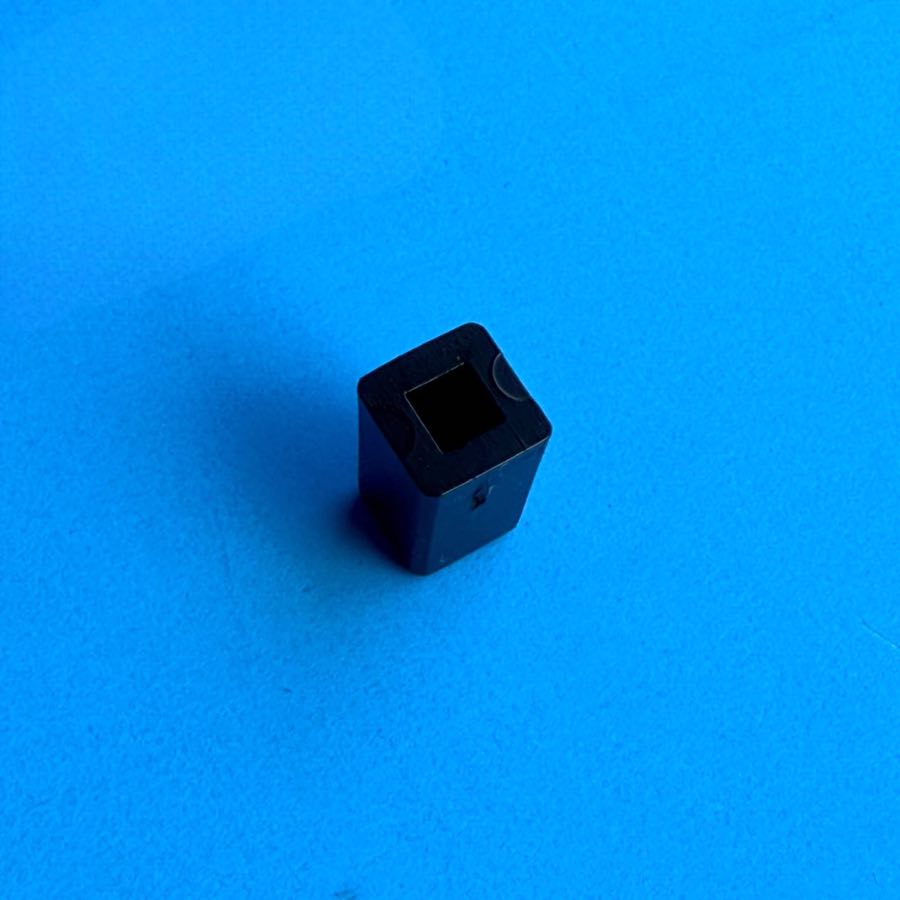 FENDER Frontman 15G (PR495) Guitar Amplifier Part: Drive Push Button Cover Cap
