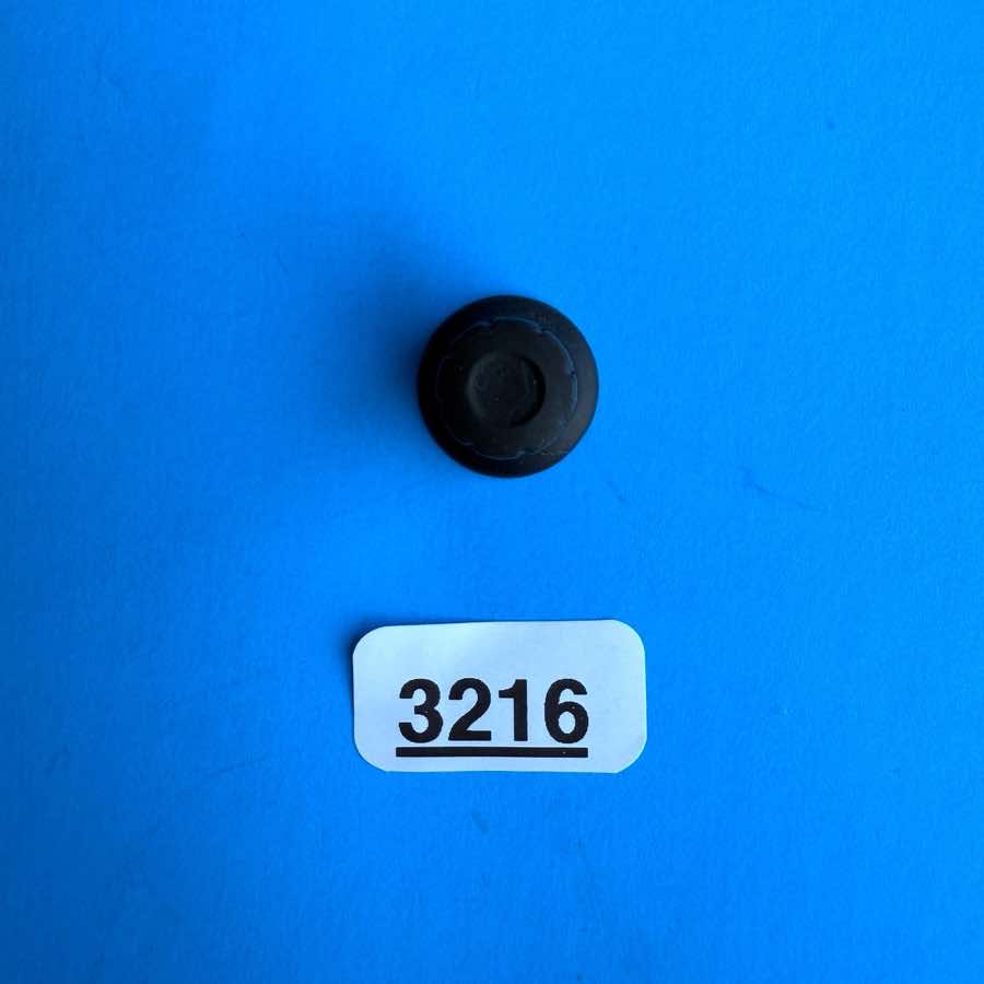 NATIVE INSTRUMENT MASCHINE MKI MIDI Controller Part: Black Control Knob Cap Cover