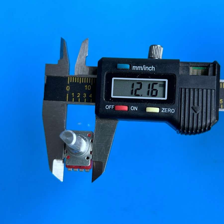 NI MASCHINE MKI MIDI Controller Part: 4-Pin D-Shaft Potentiometer B20K Pot