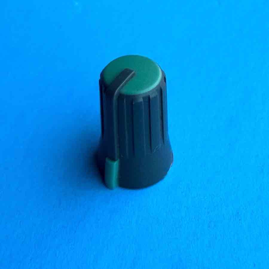 YAMAHA EMX620 Powered Mixer Part: Knob Cover Cap [GREEN] [2PCS]