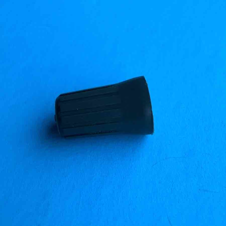 YAMAHA EMX620 Powered Mixer Part: Knob Cover Cap [GREEN] [2PCS]