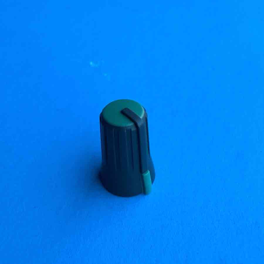 YAMAHA EMX620 Powered Mixer Part: Knob Cover Cap [GREEN] [2PCS]