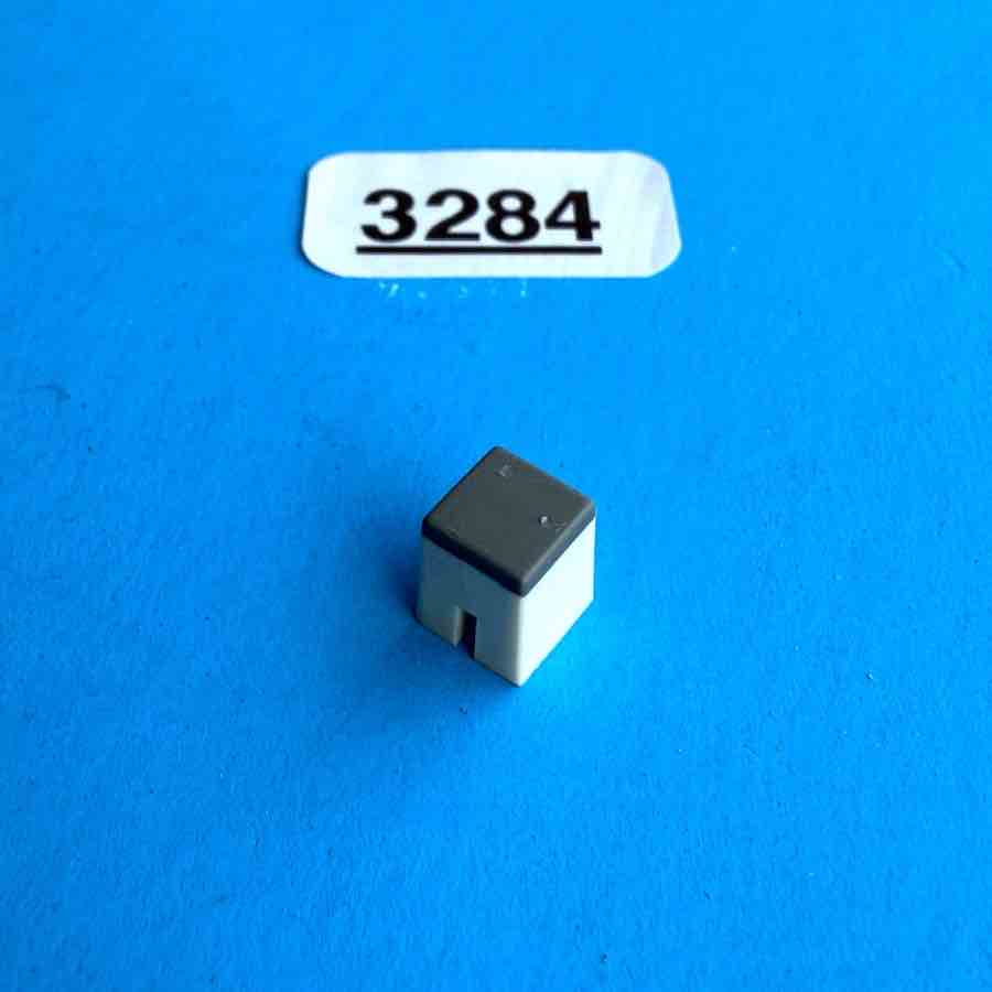 YAMAHA EMX620 Powered Mixer Part: Effect Button Cover Cap [2PCS]