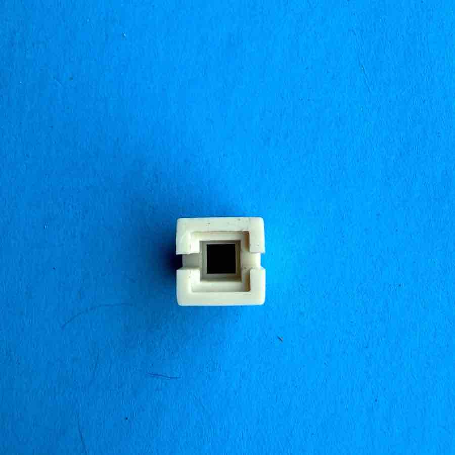 YAMAHA EMX620 Powered Mixer Part: Effect Button Cover Cap [2PCS]
