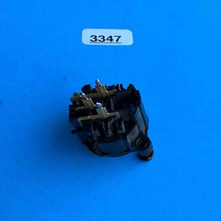 YAMAHA EMX620 Powered Mixer Part: Neutrik XLR Female Socket [2PCS]
