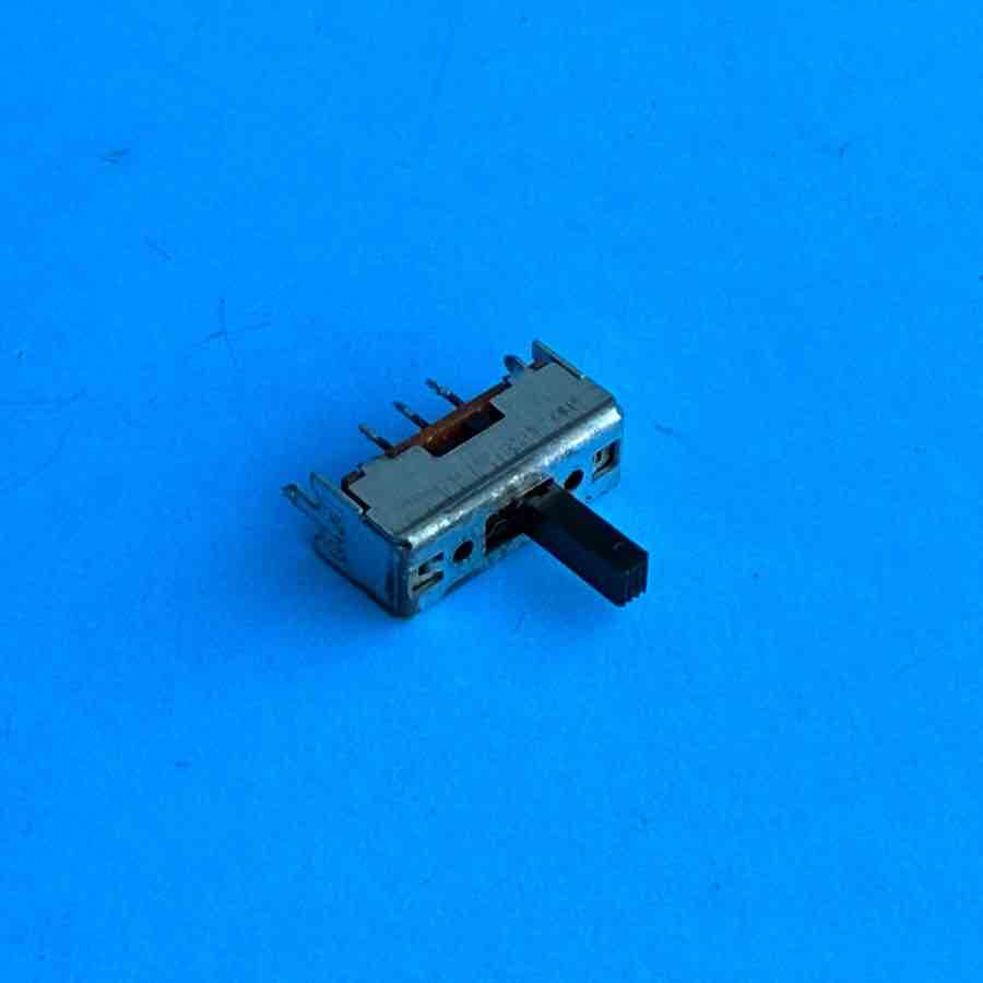 YAMAHA EMX620 Powered Mixer Part: PHANTOM ON/OFF Slide Switch Button