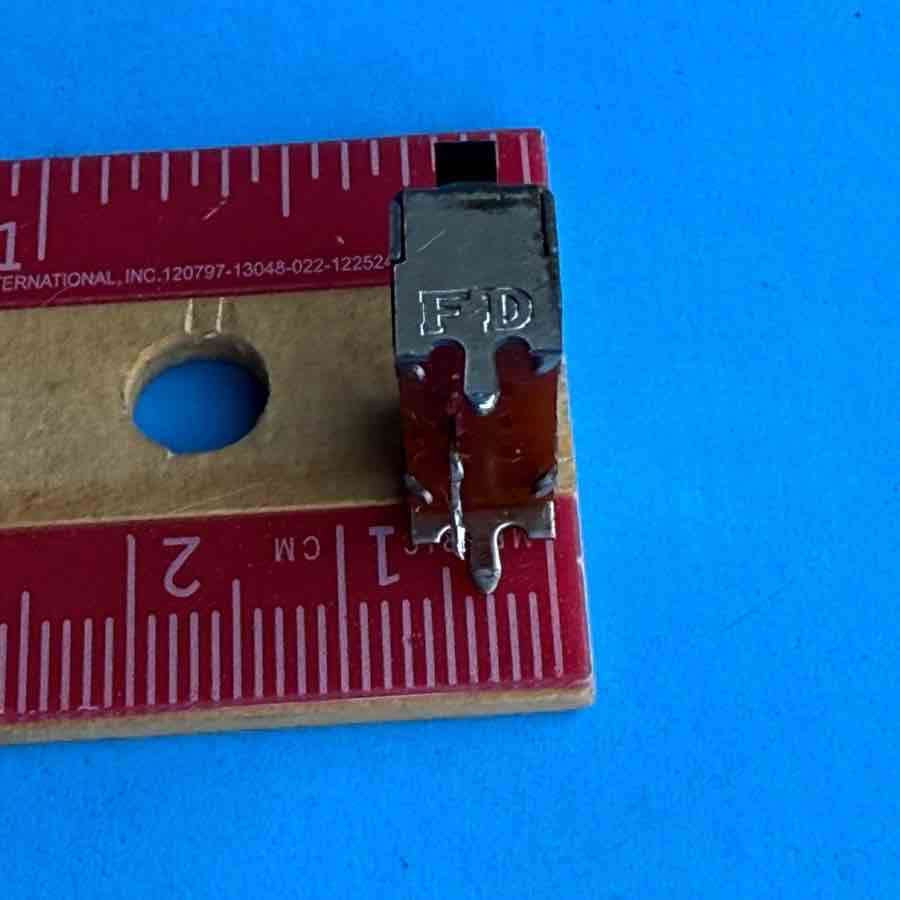 YAMAHA EMX620 Powered Mixer Part: PHANTOM ON/OFF Slide Switch Button