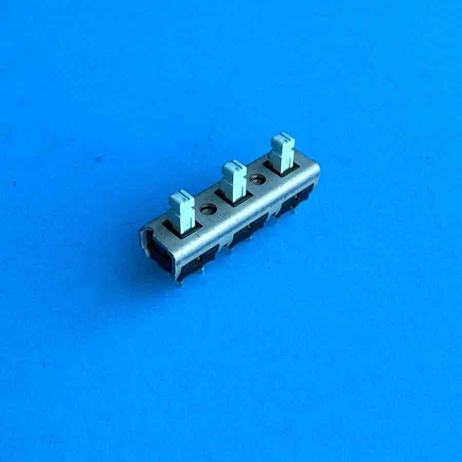 YAMAHA EMX620 Powered Mixer Part: Digital Effect Select Bush Button Switch Set