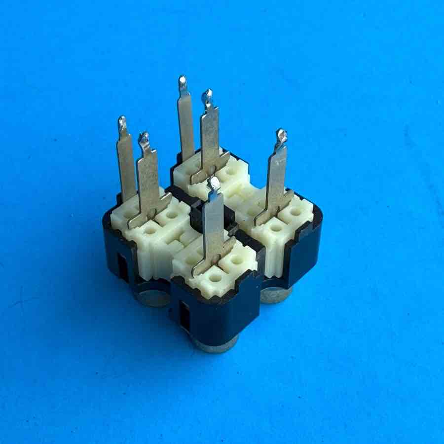 YAMAHA EMX620 Powered Mixer Part: Tape Rec In/Out RCA Jack Socket Set